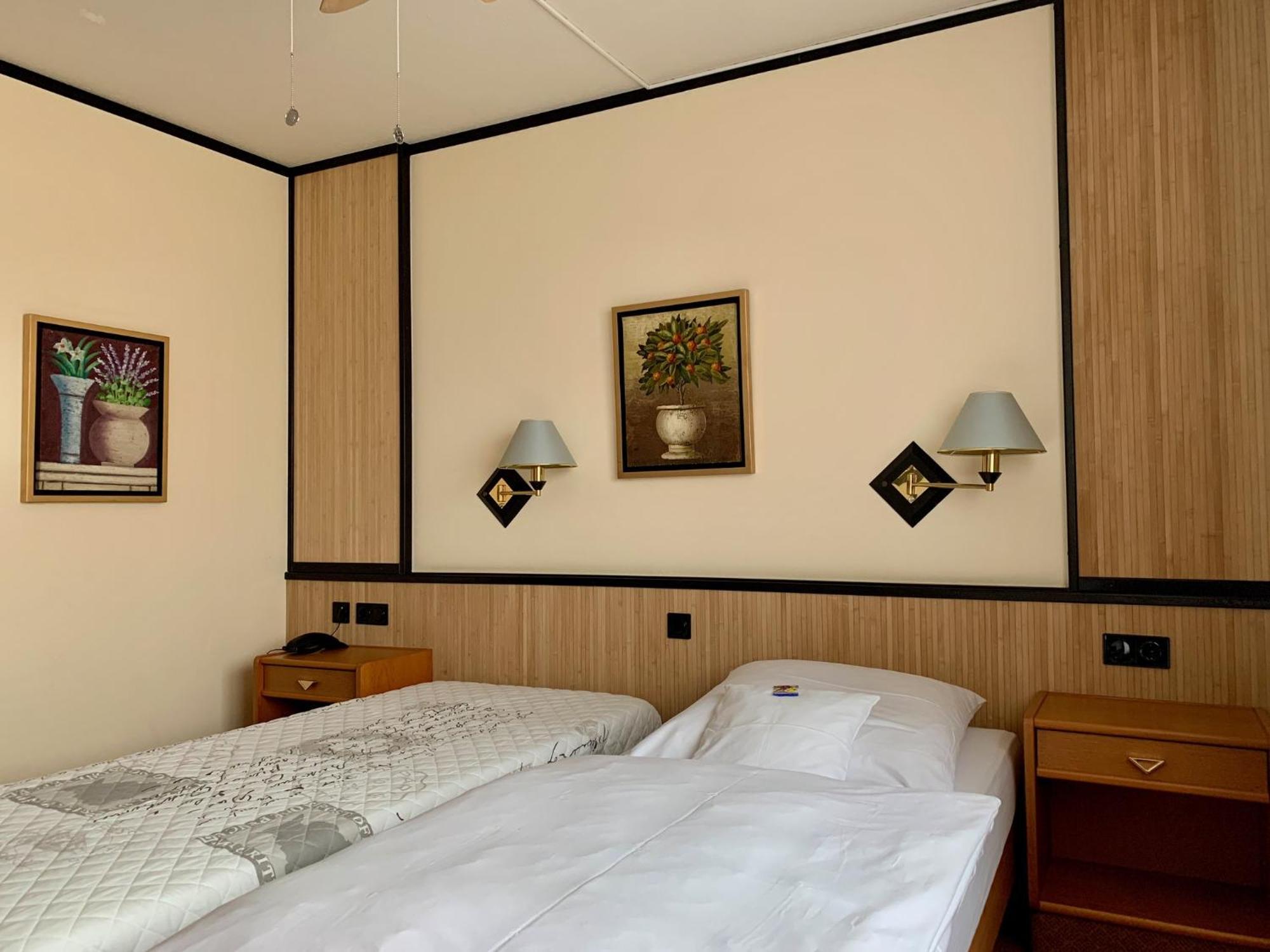 Hotel Seebach Grossenseebach Екстер'єр фото