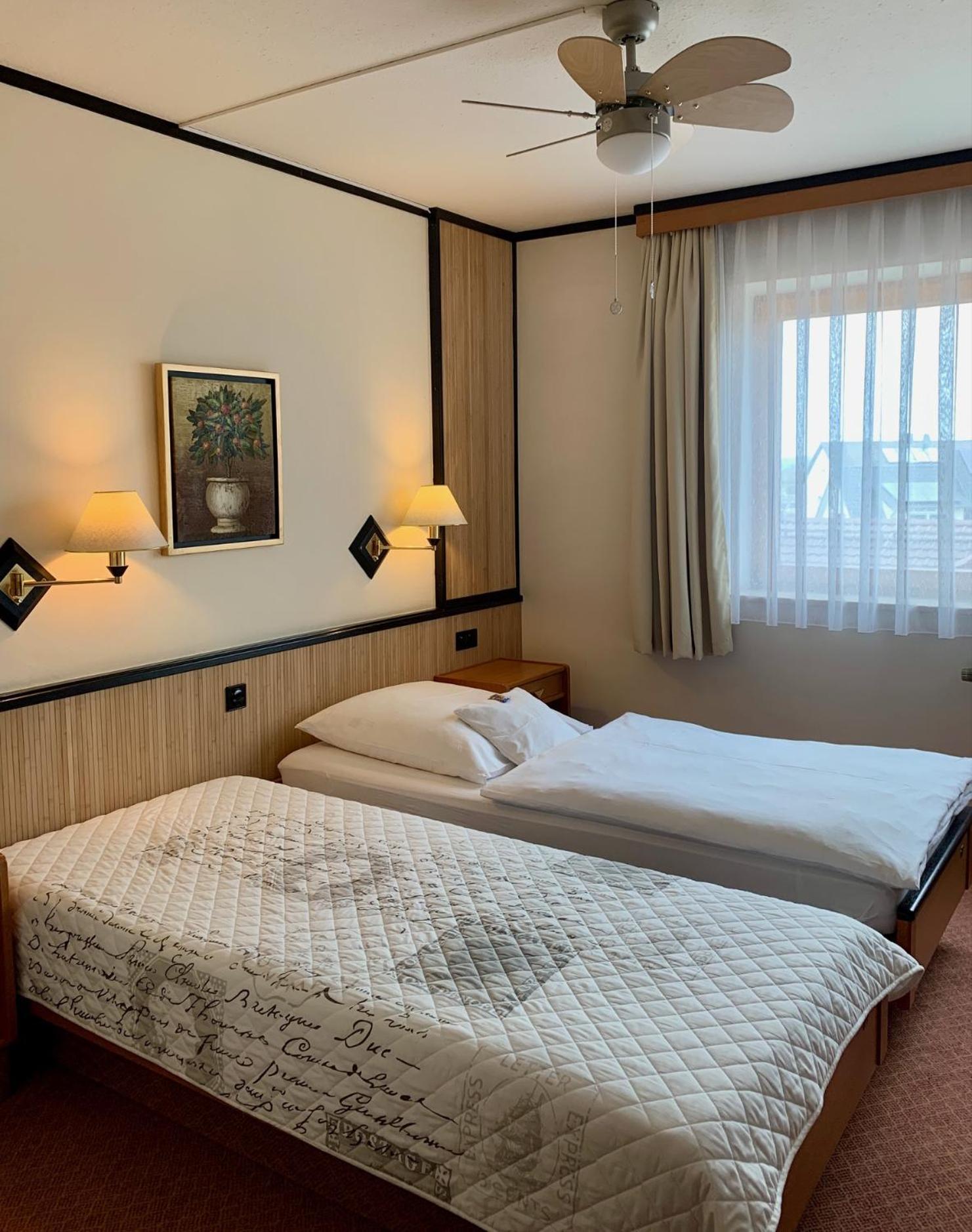 Hotel Seebach Grossenseebach Екстер'єр фото